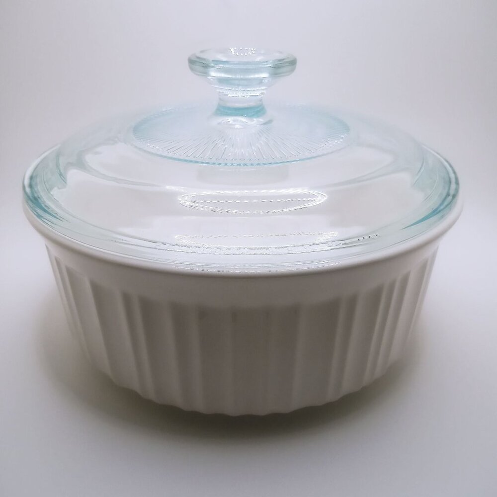 Corning Ware Casserole Dish Round French White Stoneware Pyrex Lid 1.4L 1.5 Qt